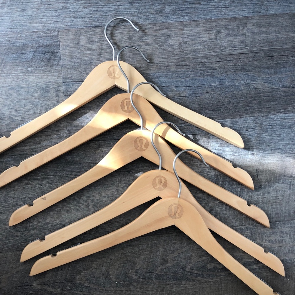 Lululemon hangers bundles
